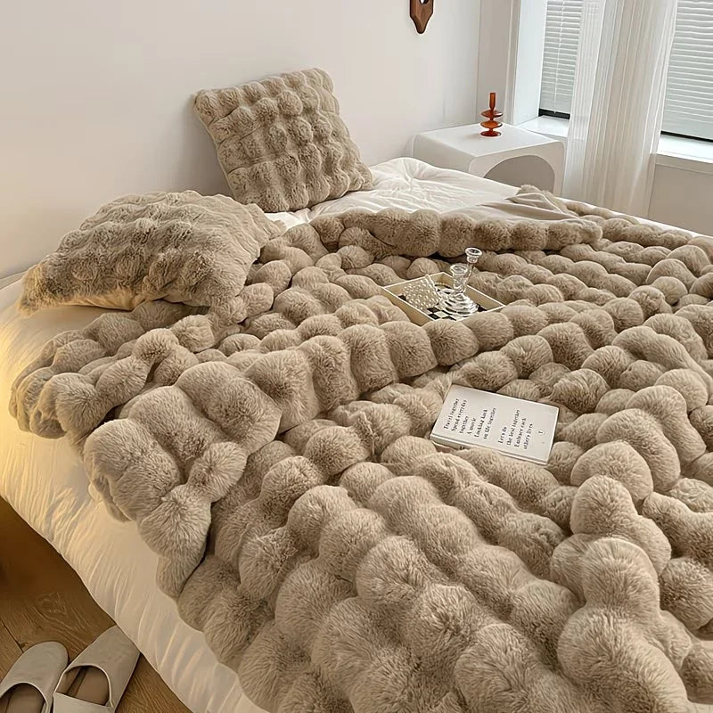 ROSEKIND Soft Faux Fur Rabbit Blanket for Bed and Sofa