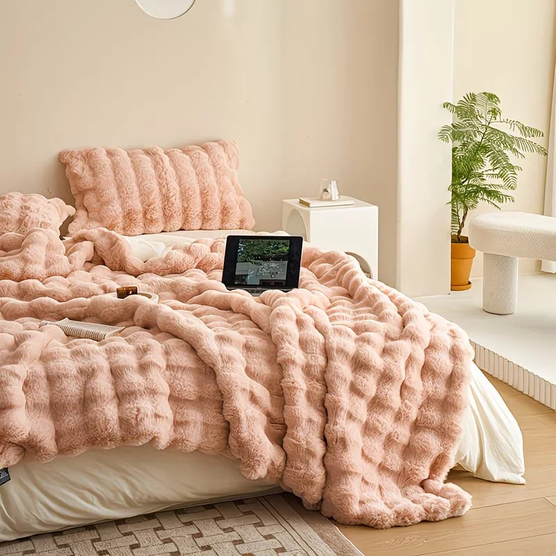 ROSEKIND Soft Faux Fur Rabbit Blanket for Bed and Sofa