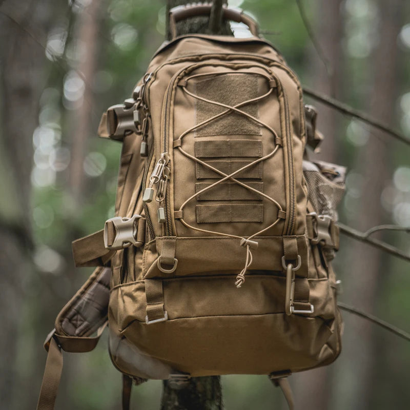 LQARMY Tactical Backpack For Outdoor Hiking And Travel