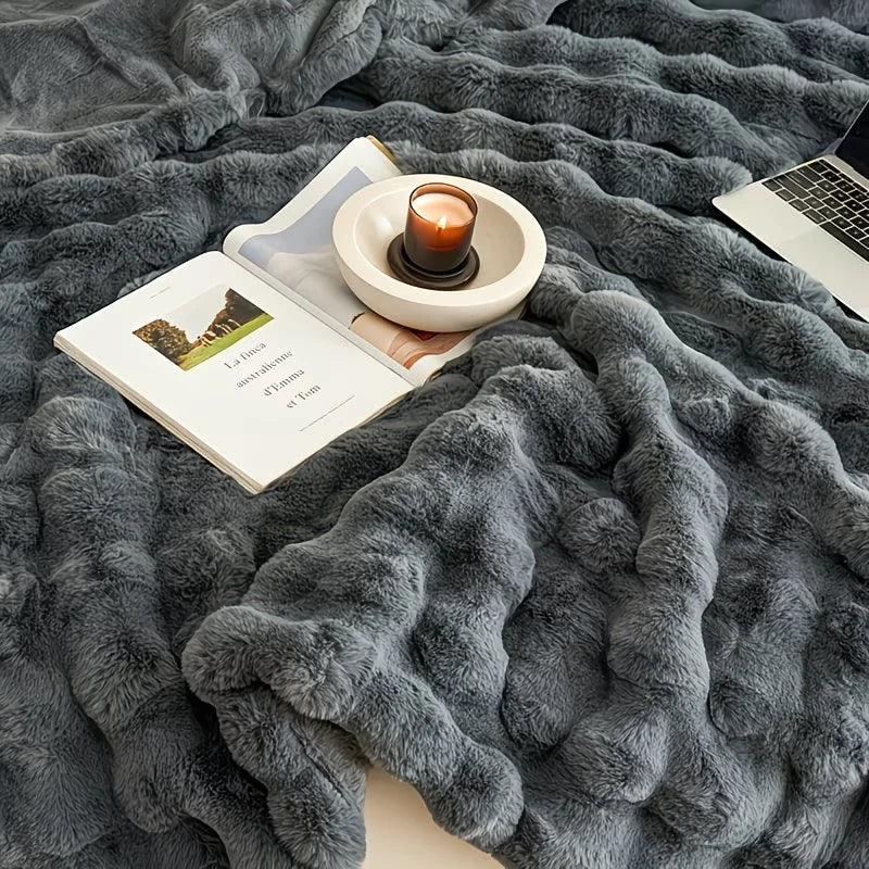 ROSEKIND Soft Faux Fur Rabbit Blanket for Bed and Sofa