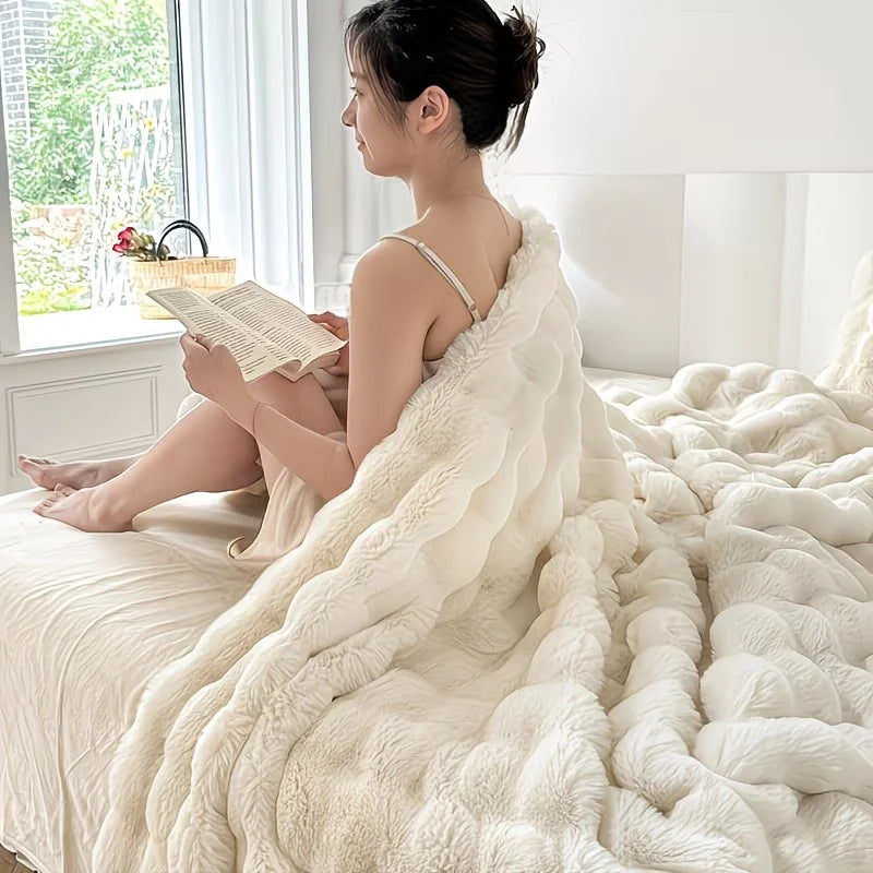 ROSEKIND Soft Faux Fur Rabbit Blanket for Bed and Sofa
