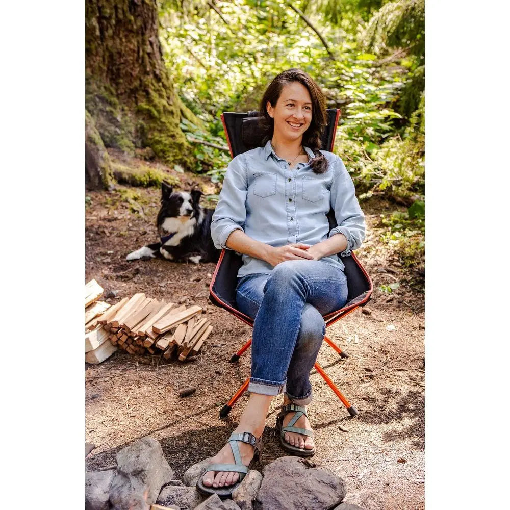 Compact High-Back Outdoor Camp Chair with Side Table and Carry Bag - Black